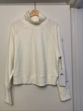 ❤️ ALO Yoga Cream Waffle Turtleneck Pullover Weekend Escape Mock Neck NWT Size S